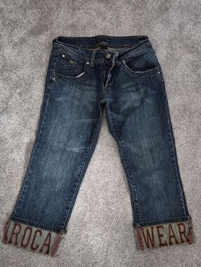 Straight Leg Dark Blue Jeans with Embroidered Cuff